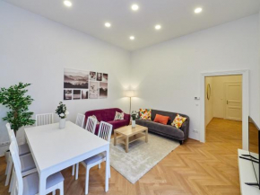 Central Premium Apartment BG